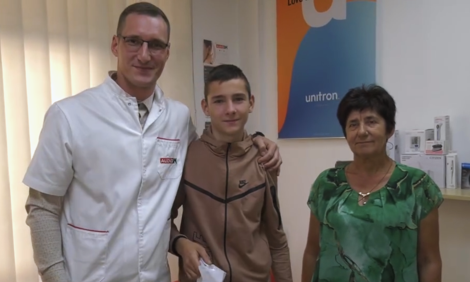 Slušni aparat na poklon - Nedelja gluvih i nagluvih