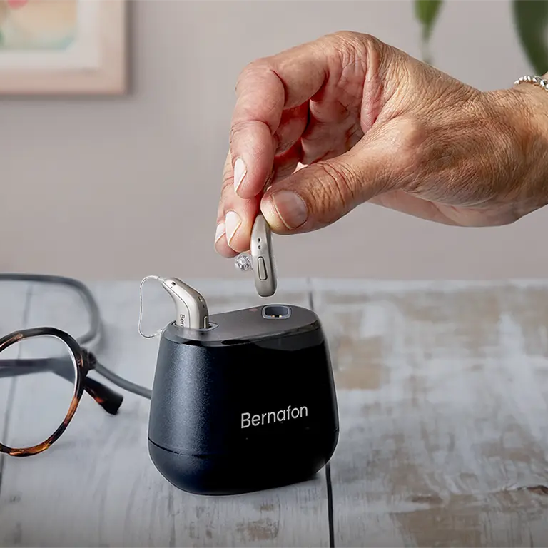 Encanta 300 slušni aparat